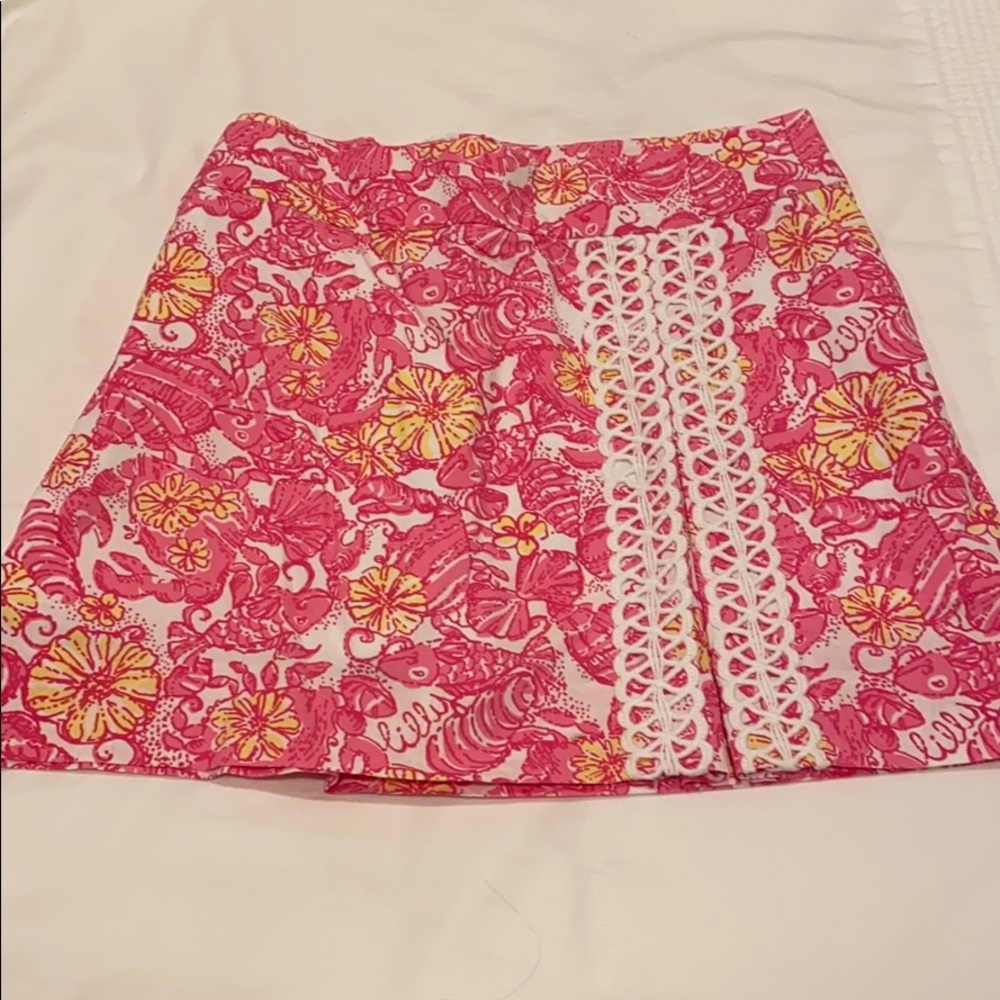 Cutest Lilly Pulitzer Skirt/Skort size 2